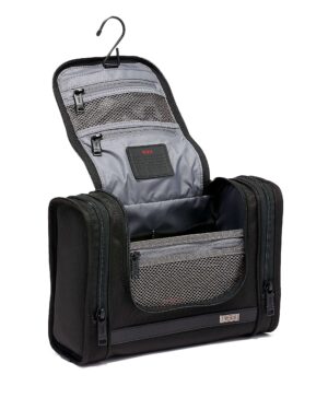 Tumi Alpha Hanging Travel Kit Black