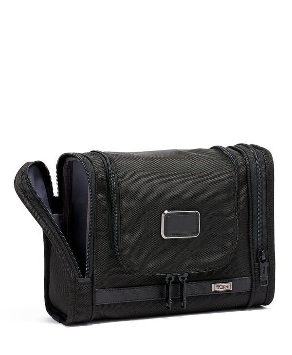 Tumi Alpha Hanging Travel Kit Black