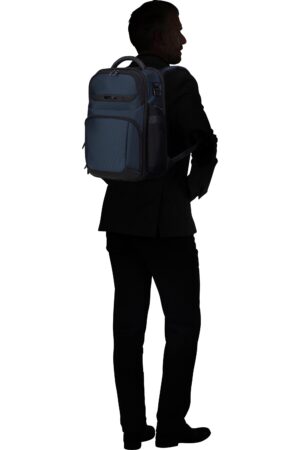 PRO-DLX 6 UNDERSEATER BACKPACK 15.6