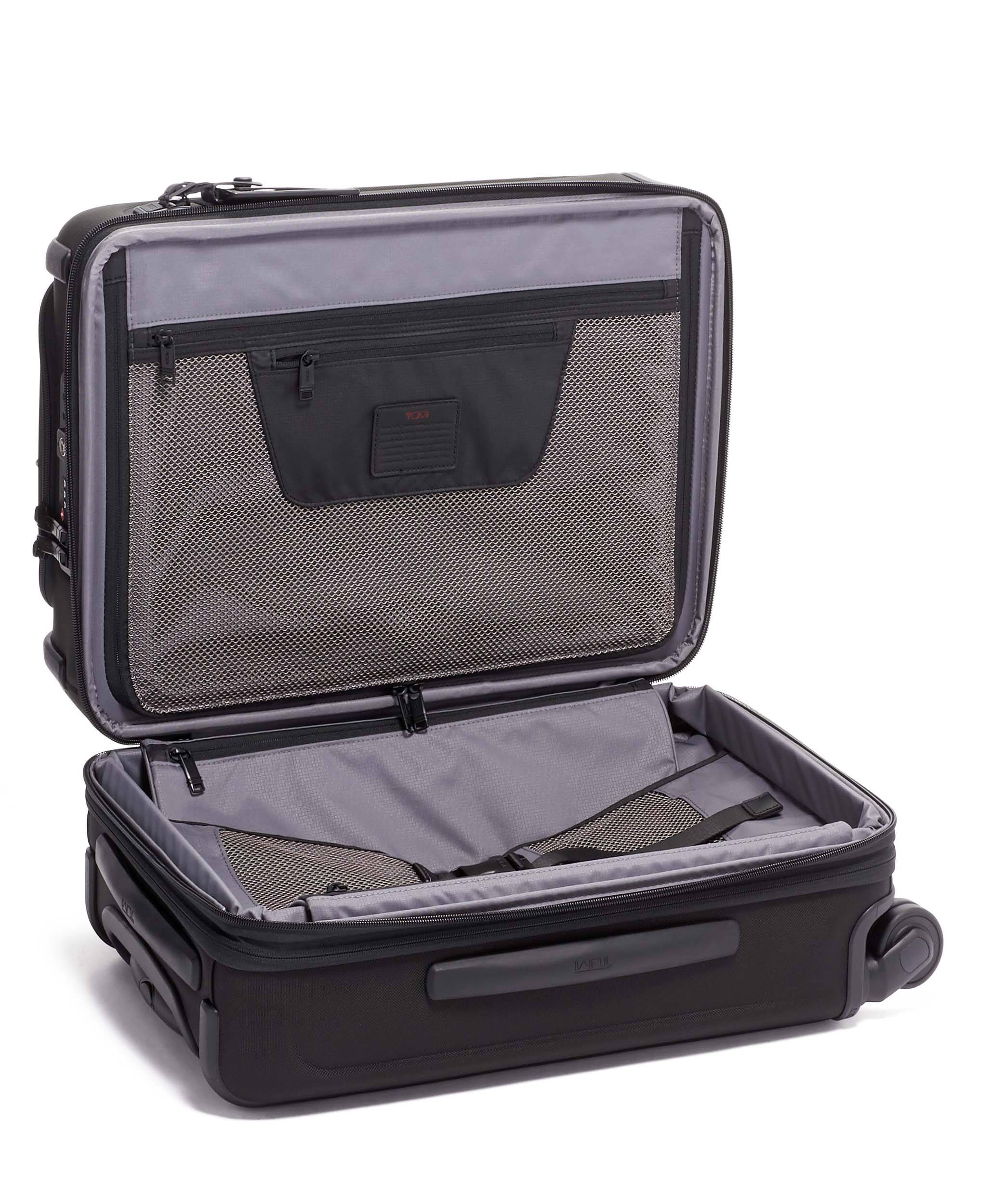 Maleta Tumi Alpha Intl Exp 4 Whl C/O Black | Maletas, Mochilas, Bolsos, Equipaje y Accesorios en Canarias - Pelkabags - Estilo y calidad para cada viaje - 3 Maleta Tumi Alpha Intl Exp 4 Whl C/O Black